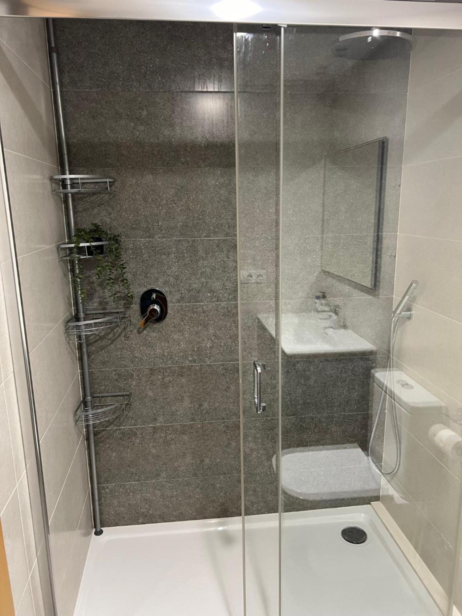 Habitacion Doble Con Bano Privado Apartment Валенсия Екстериор снимка
