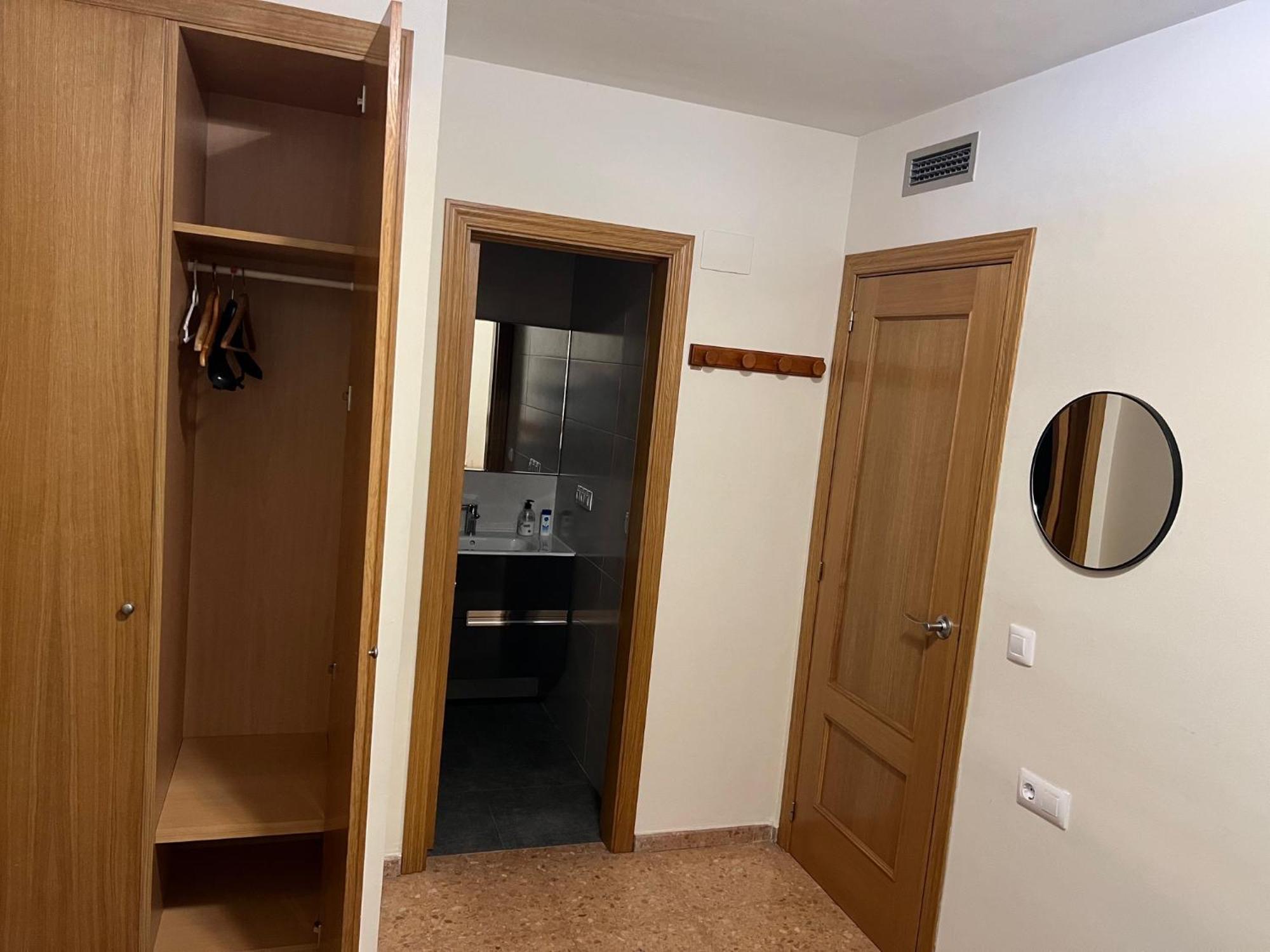 Habitacion Doble Con Bano Privado Apartment Валенсия Екстериор снимка